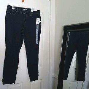 NWT Curvy Skinny Jeans